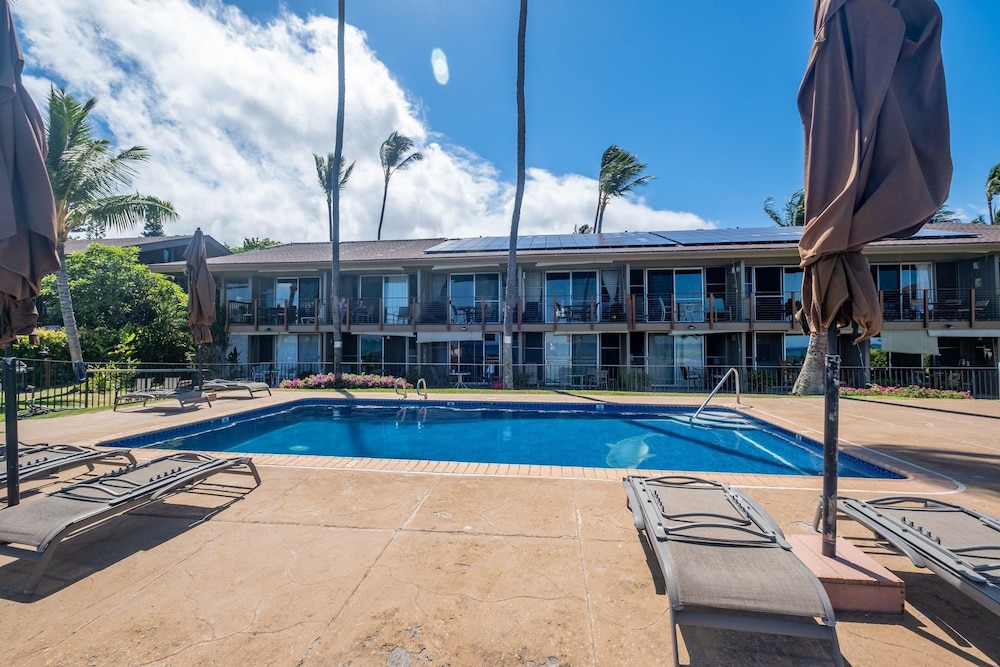 Hale Kai by Coldwell Banker Island Vacations