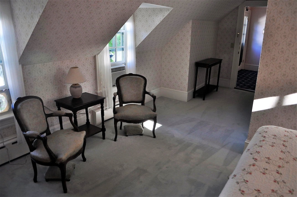 Bar Harbor Vacations - Stone Throw Cottage - Property Image 21