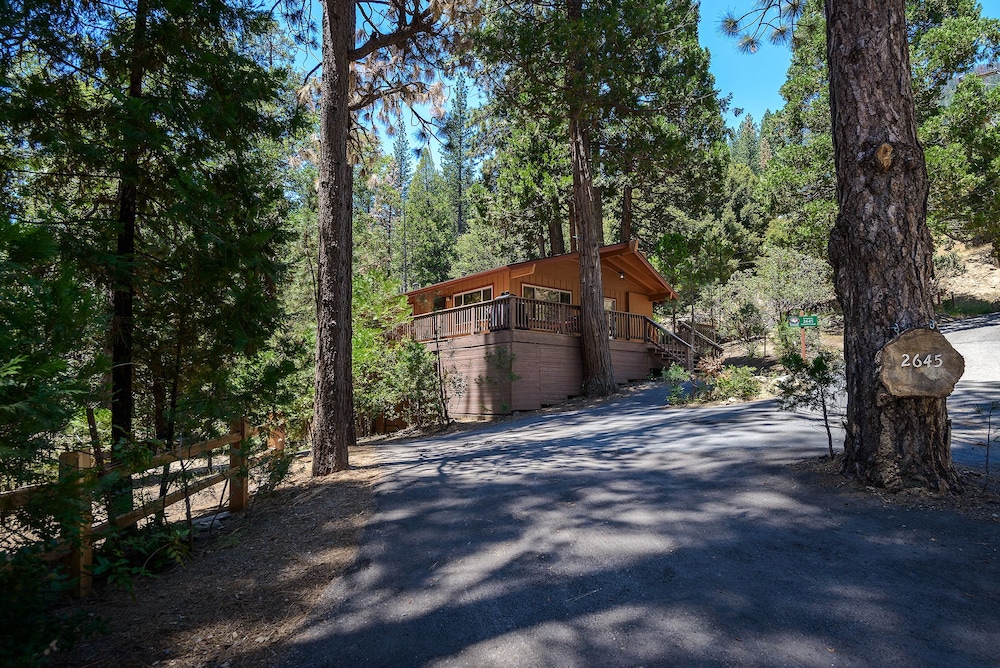 Yosemite Scenic Wonders - Wawona Area