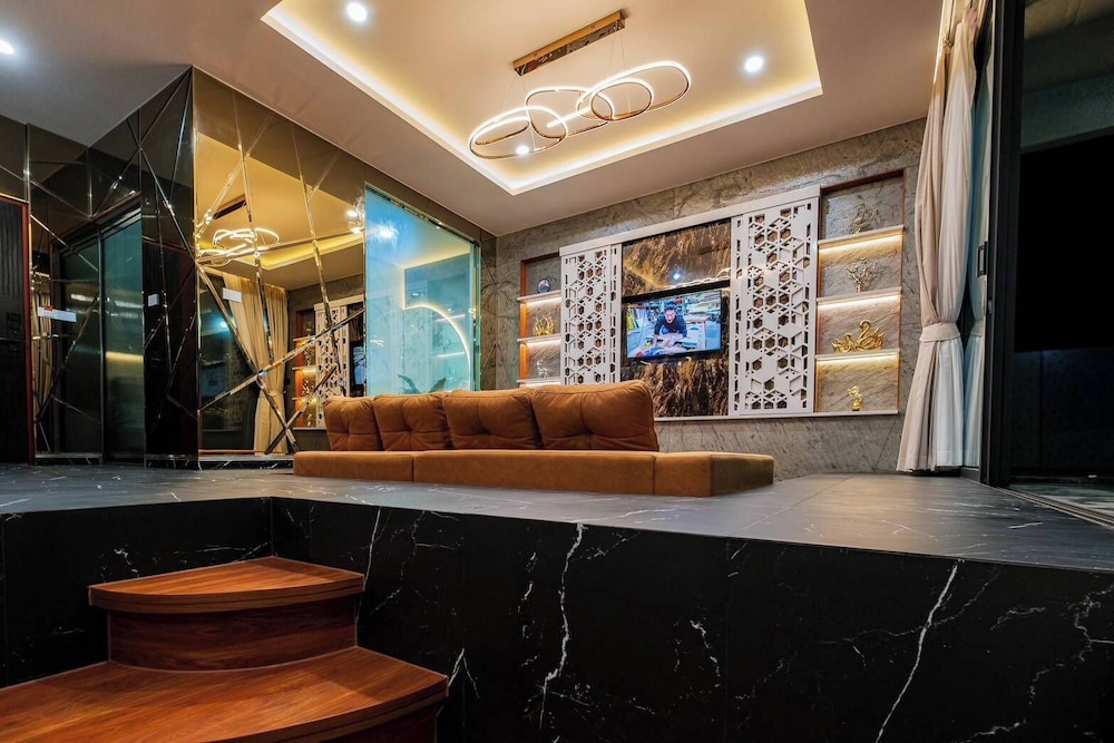MADUSEA GRAND VILLA