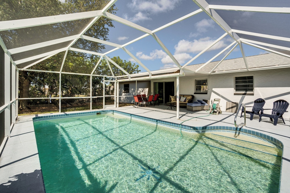 Swim, Fish, Shop & More: Port Charlotte Retreat!