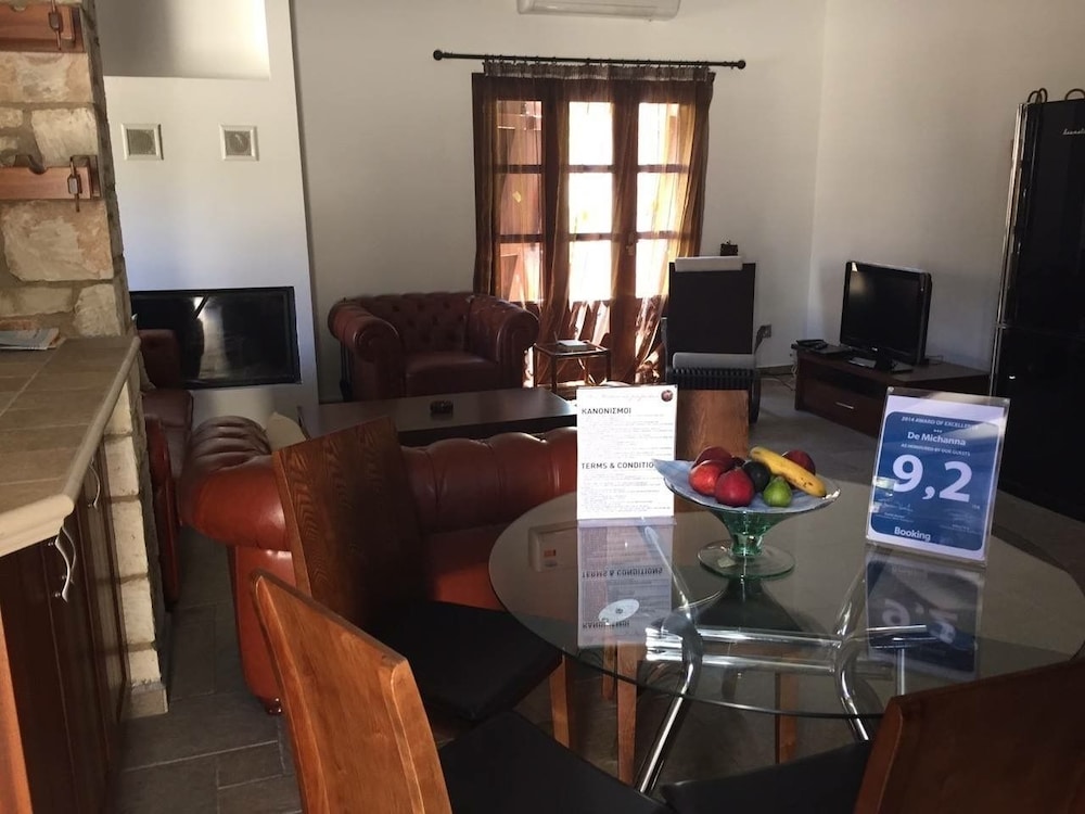 De Michanna Properties