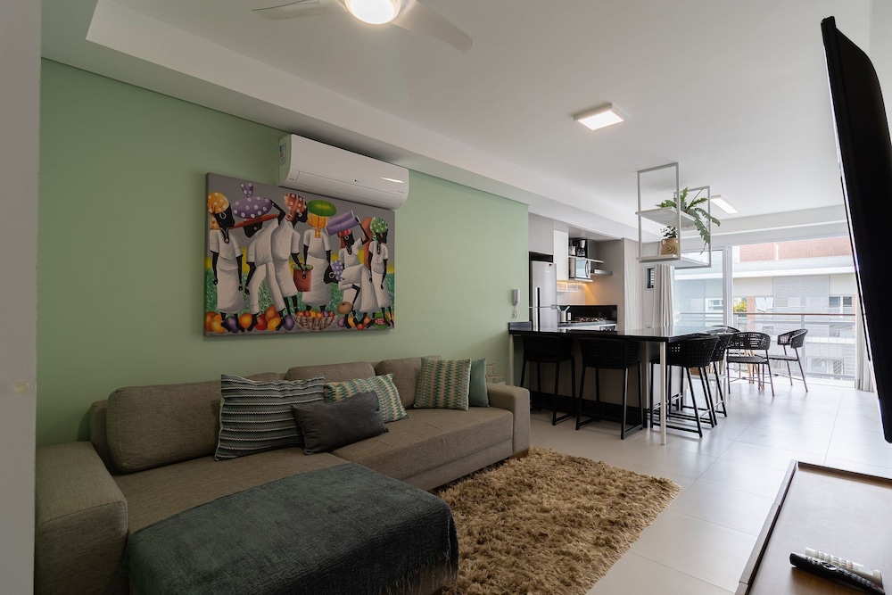 Modern duplex w/jacuzzi 240m beach JRR410