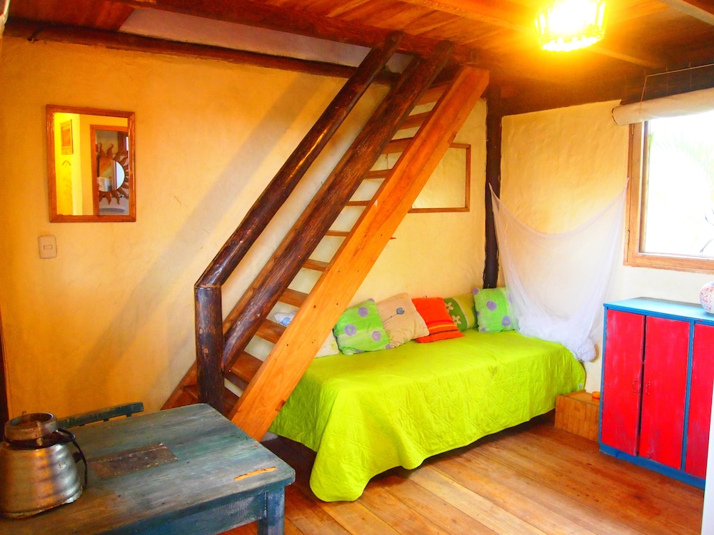 Cuna Luna Hosteria