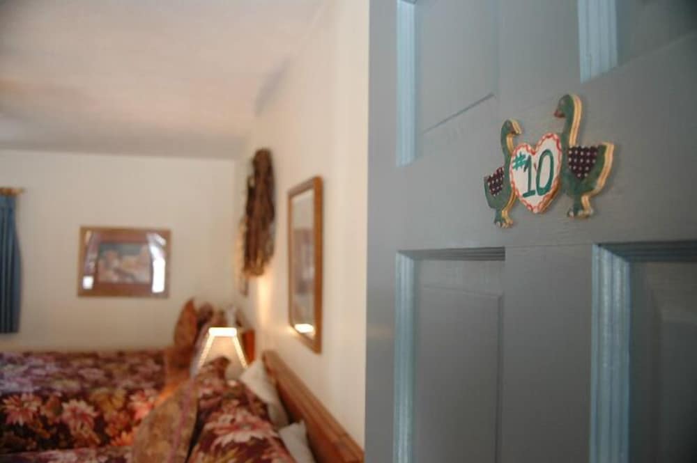 The Homestead Inn