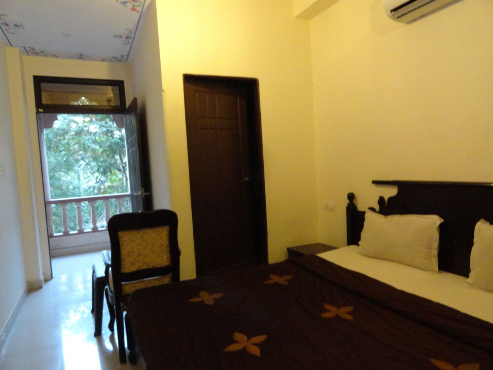 Hotel Miraya