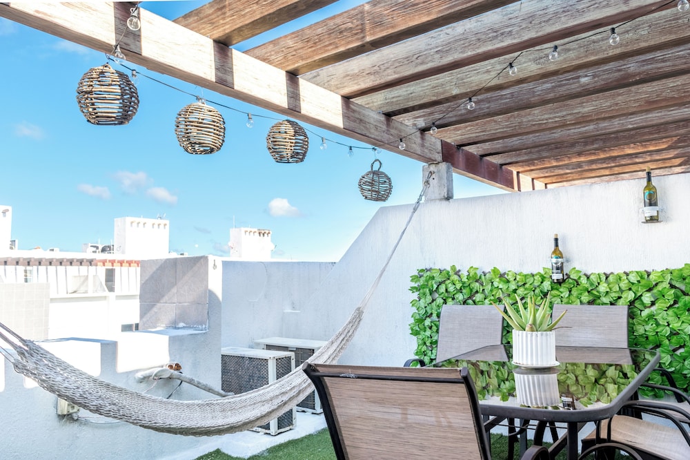 Playa House 4 Bedrooms Pool and More