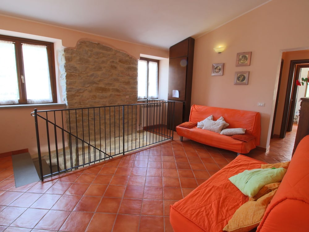 Property With Swimming Pool, Spacious Garden, Private Terrace and Views
