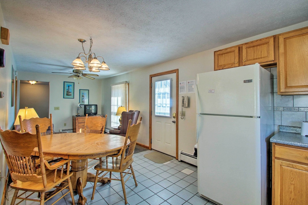 Apt in Old Orchard Beach - Walk to Bay + Pier