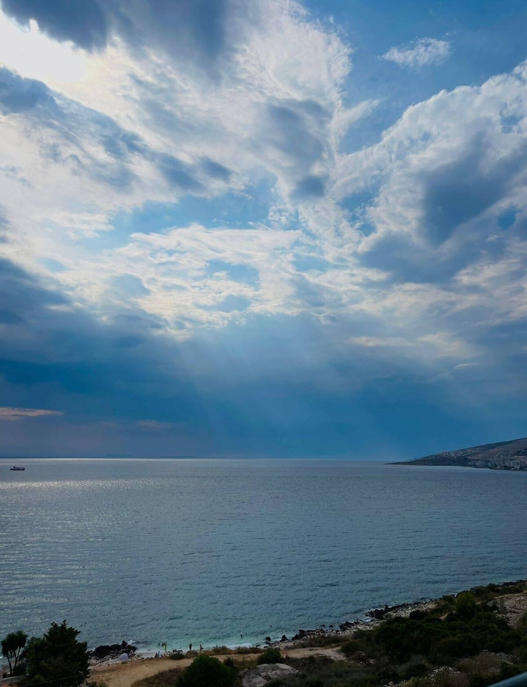 Saranda Exclusive Apartment 1