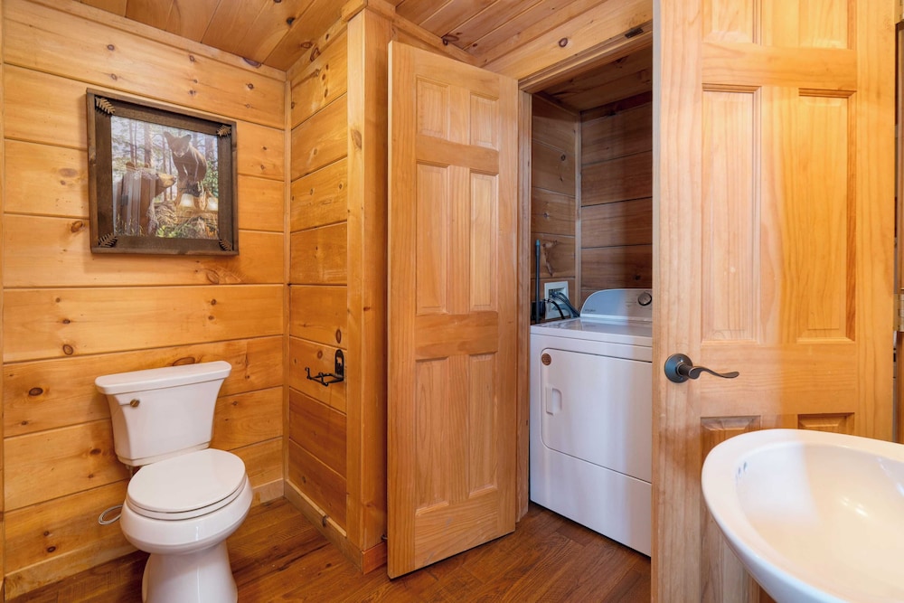 Sleeps 26, 2 Homes Theater Room, Game Room, Hot Tub, Smoky Mountain Views