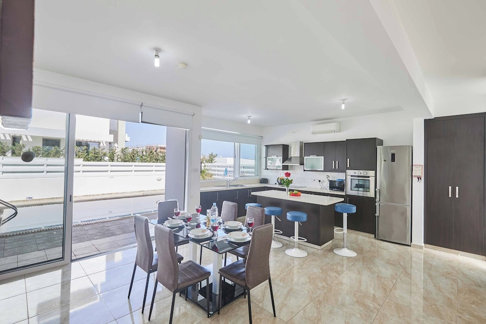 Protaras Pearl Pe18