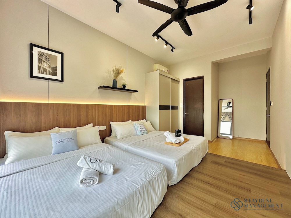 Country Garden Danga Bay Sea View Homestay by Stayrene