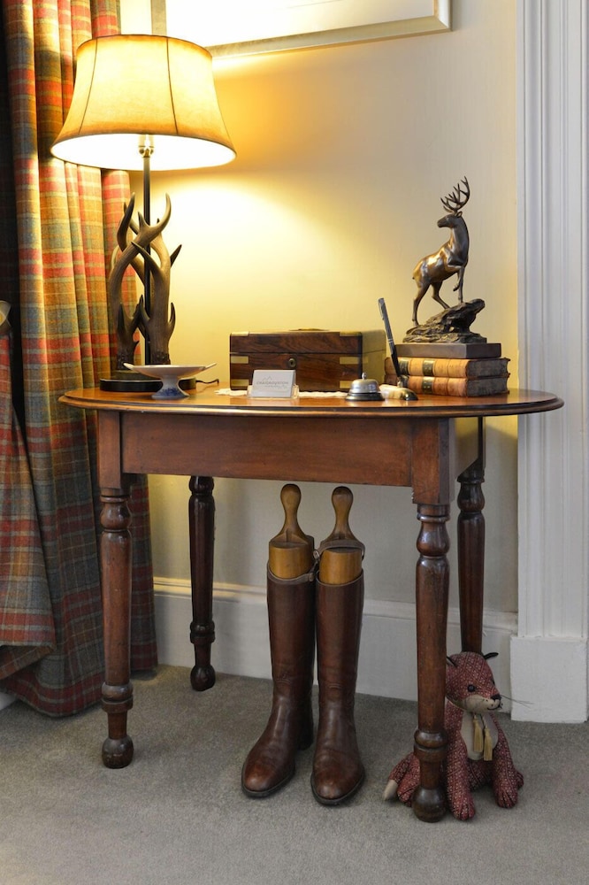 Craigroyston House & Lodge view 2