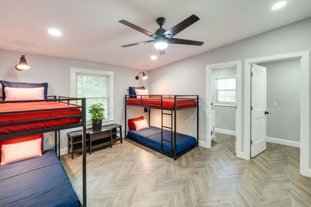Pottboro Vacation Rental w/ Private Hot Tub! view 5