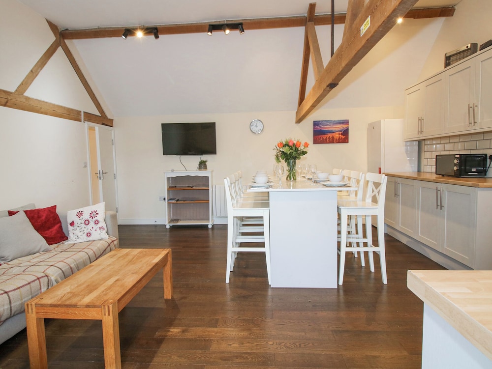 Millstone Cottages - Breidden View