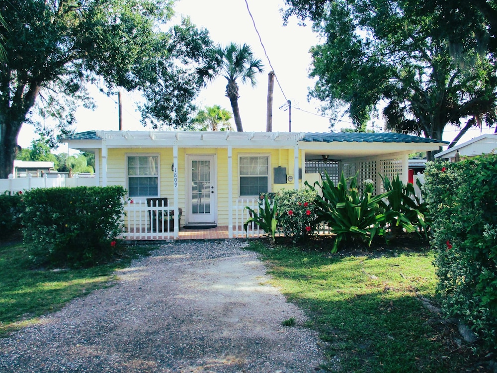 Pirate's Pointe Resort