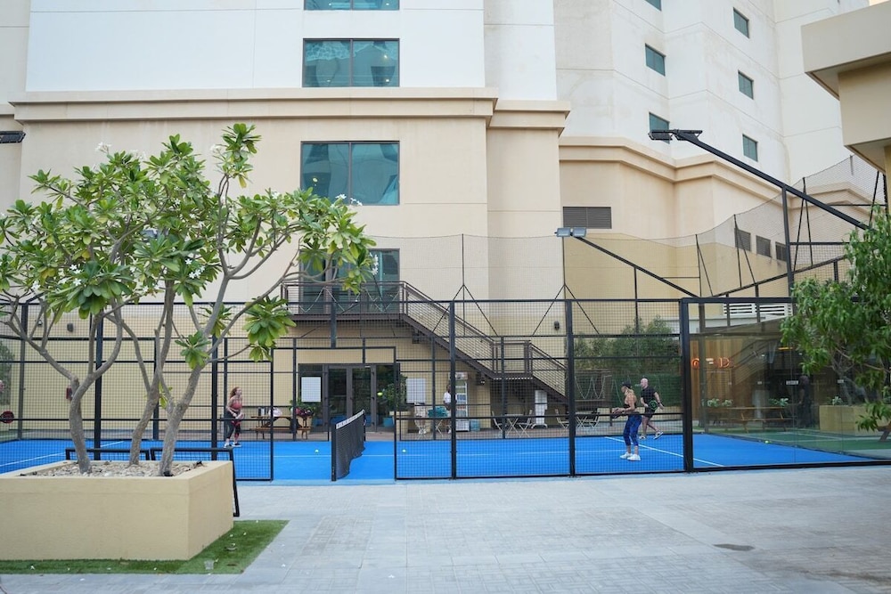 Free Gym and Pool Near to Beach Bunk Bed
