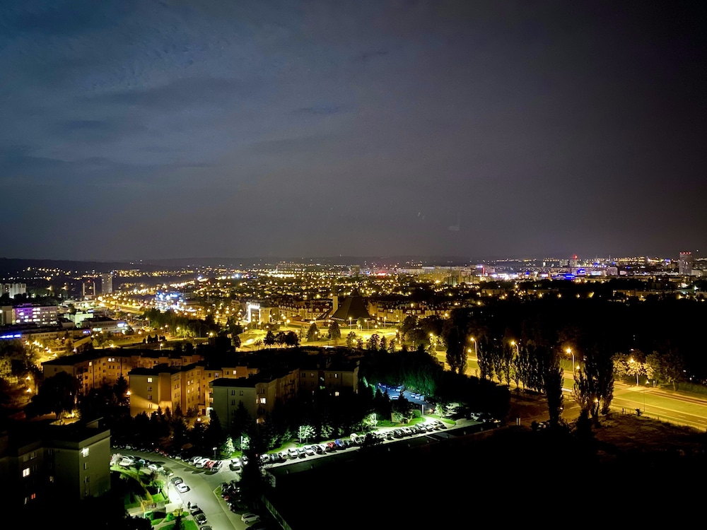 Emihouse Skyline Apartments view 2