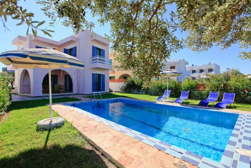 Villa Nisyros in Kolympia view 4