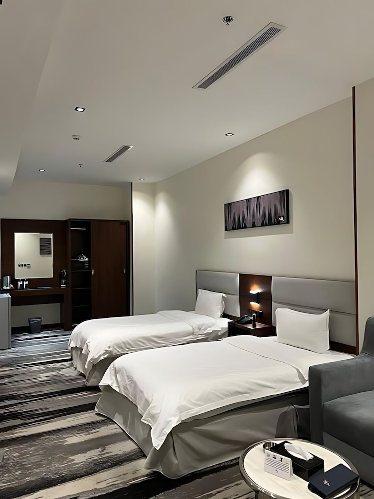 Kayan Serviced Apartments