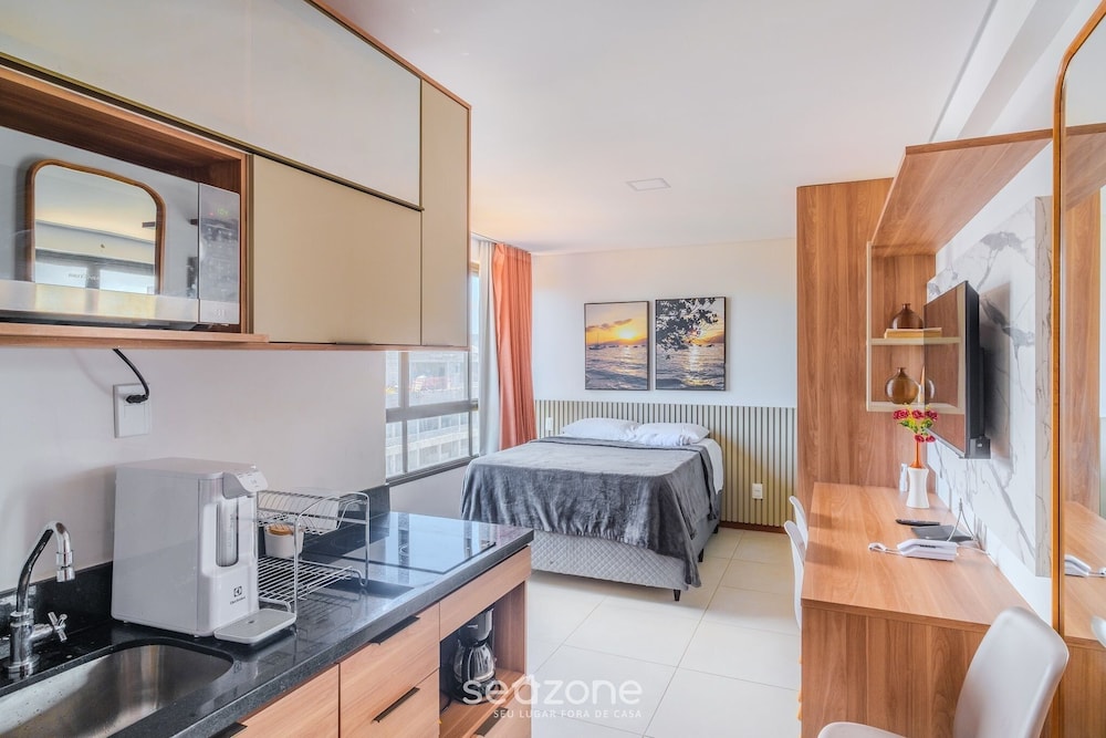 BPM - Studios Close to Farol da Barra Beach