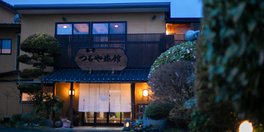 Tsuruya