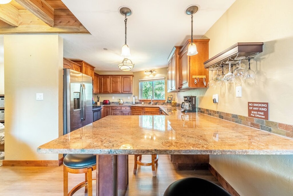 Cinnamon Ridge Building 1, #142