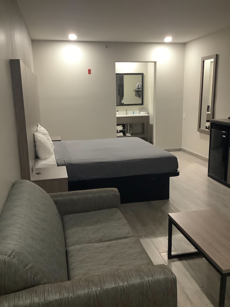 Americas Best Value Inn  Suites San Benito - Property Image 26