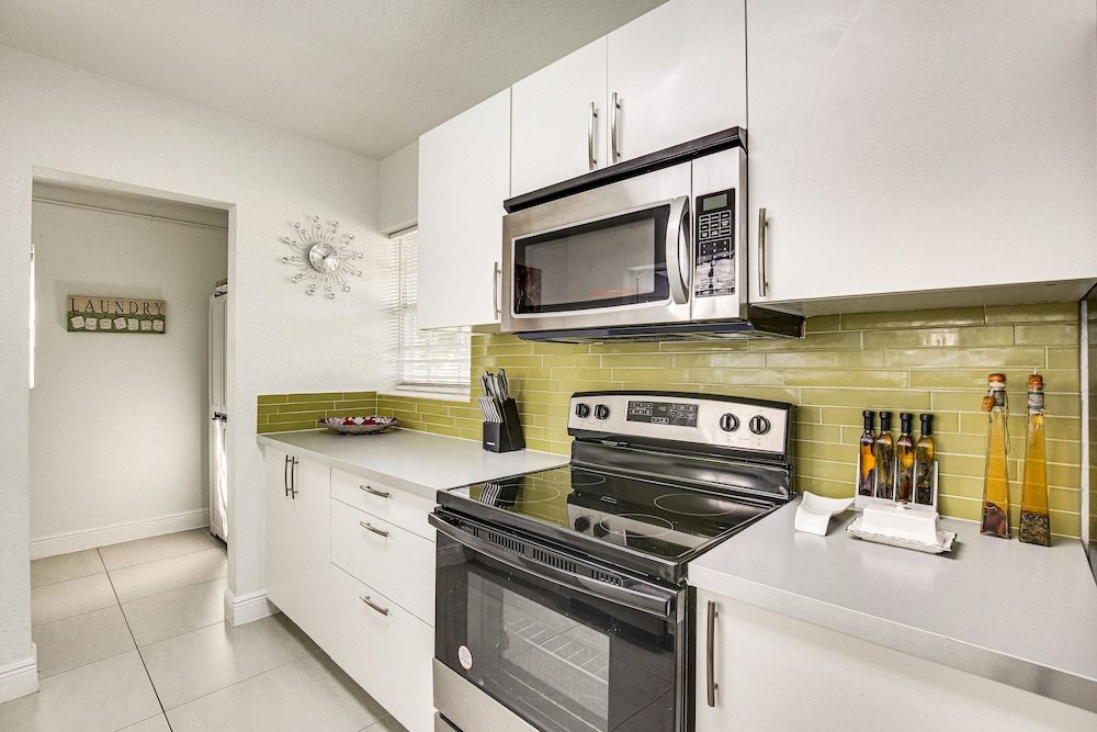 Fort Lauderdale Vacations - Sun-soaked Lauderdale Lakes Home w/ Private Pool! - Property Image 27