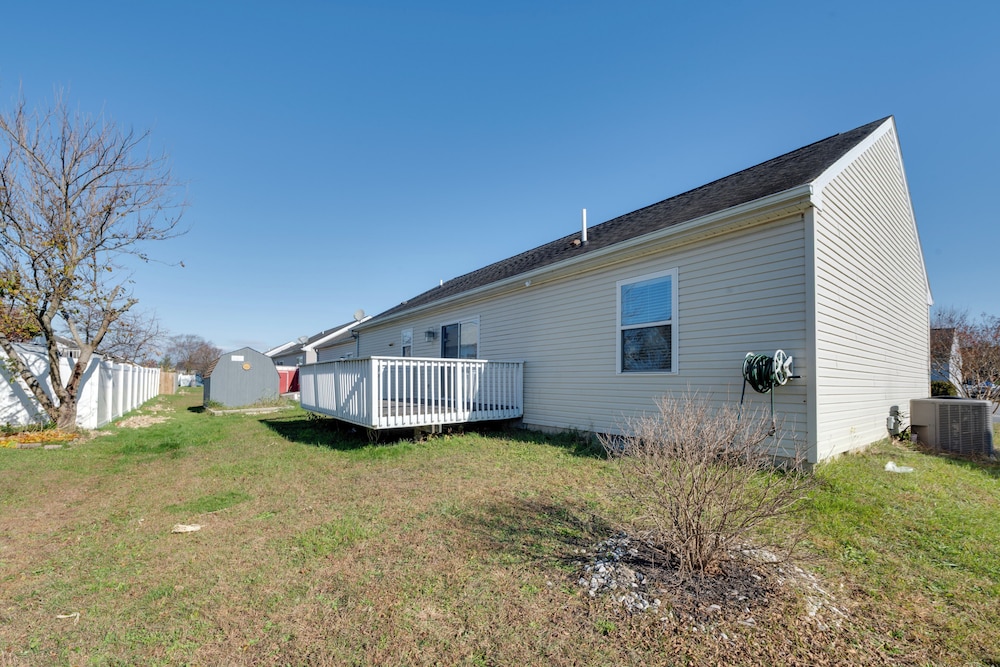 Walk to Dtwn Milton: Spacious Family Home w/ Yard