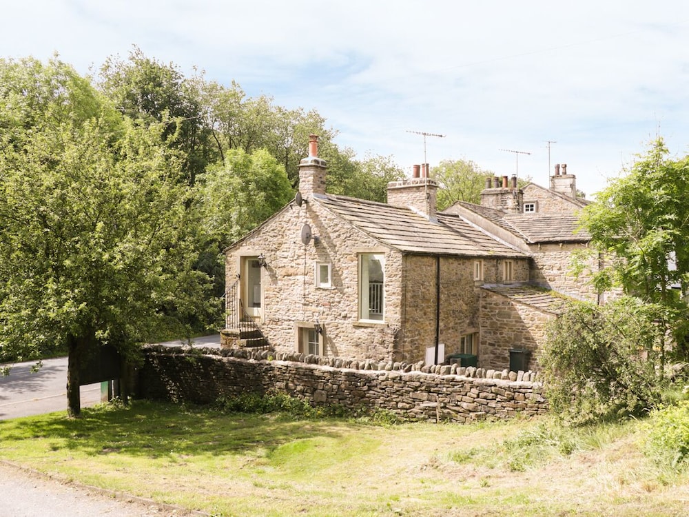 Orchard Cottage view 5