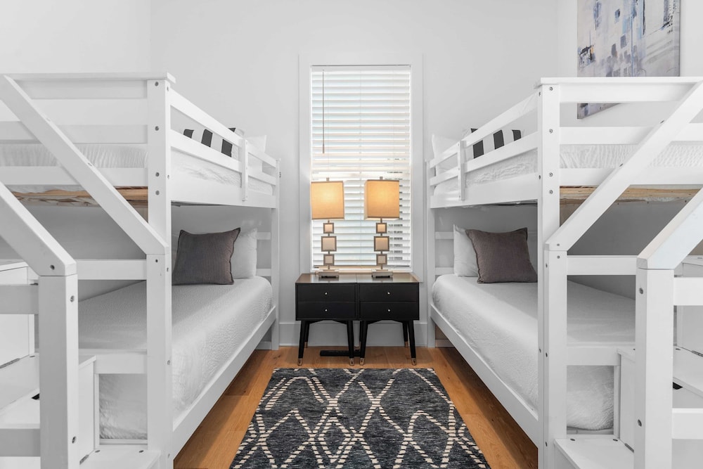 Walk to Beach + Pool, Hot Tub & Game Room 30A Ohana Grande by Avantstay