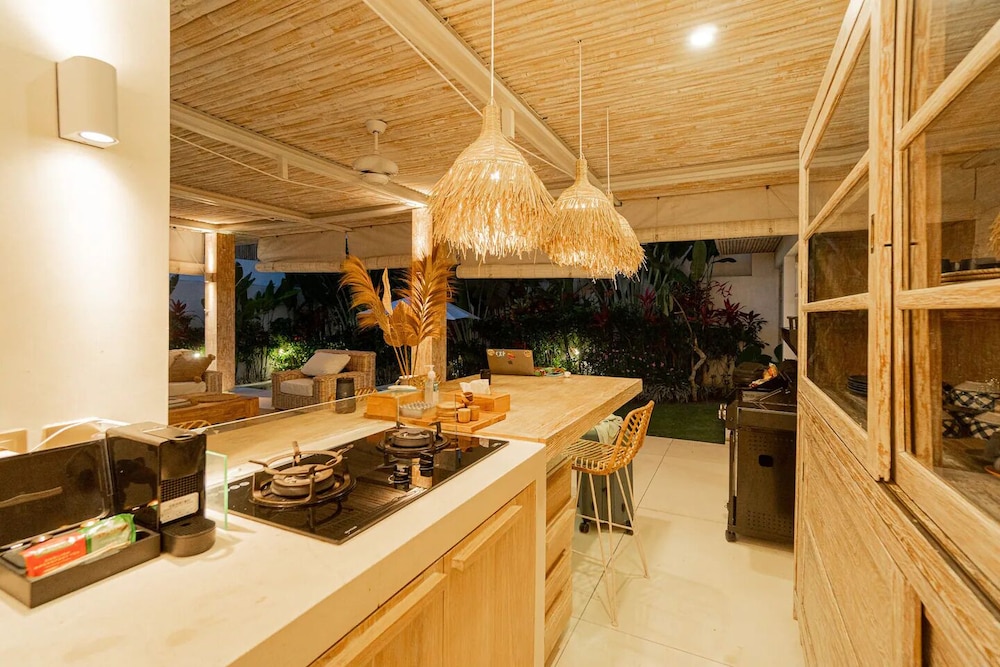 Kokomo Villas by Aayan