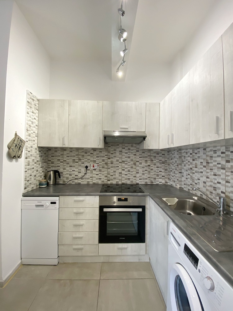 120 TLA - Stay Nest in Tala Apartment