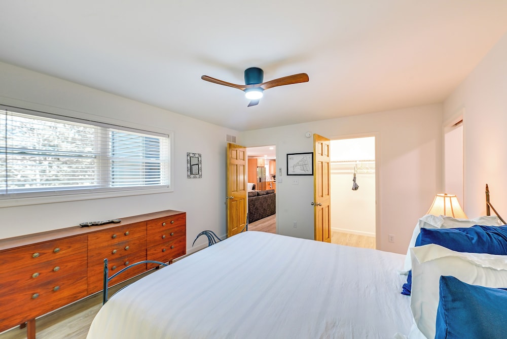 Coastal Comfort: Rehoboth Beach Getaway w/ Porch!
