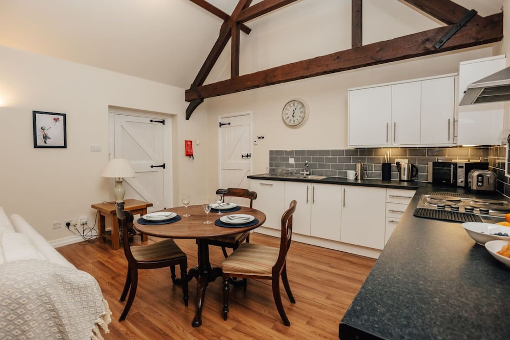 Garden Lodge - From 145 Per Night