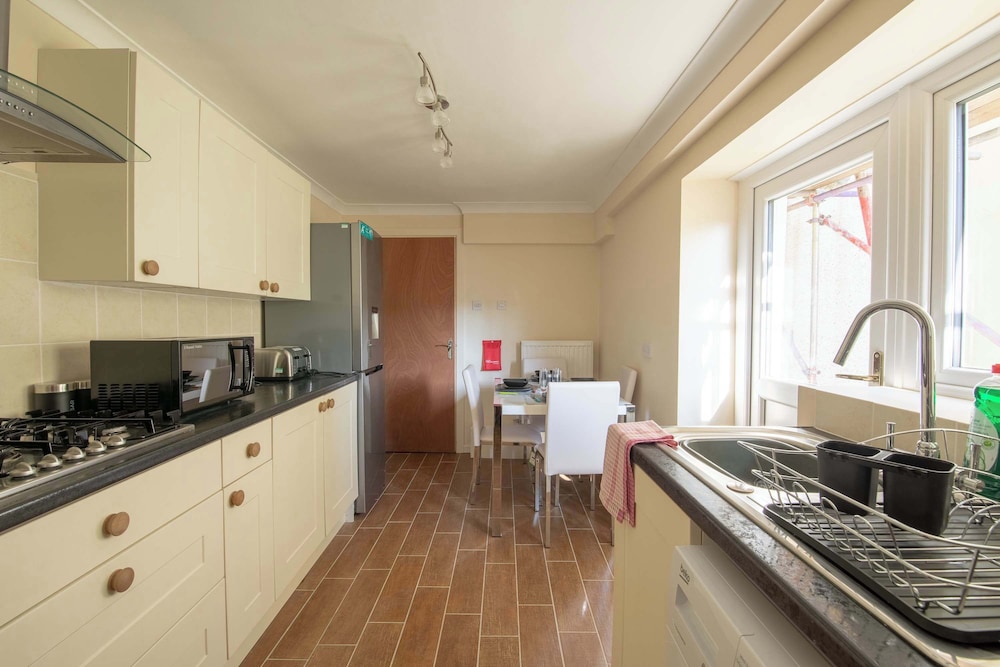 Host Stay Hanover Apartment