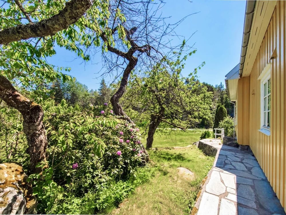 6 Person Holiday Home in Sondeled