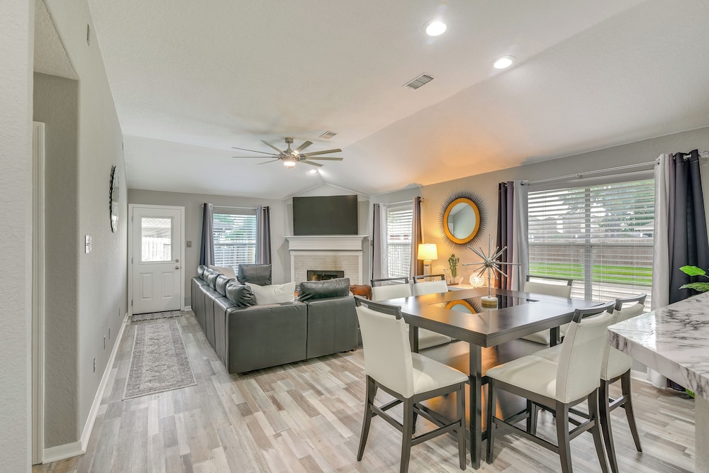 Modern + Spacious: Family Home w/ Yard in Houston!