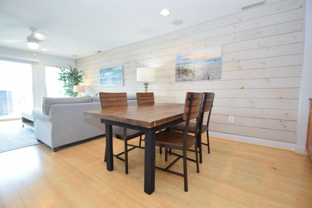 Harbour Island 40f 2 Bedroom Townhouse