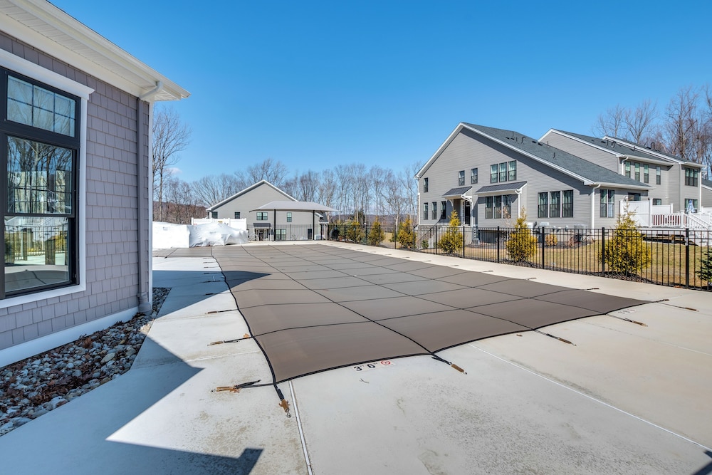10 Mi to Morristown: Stylish Home Near Trails!