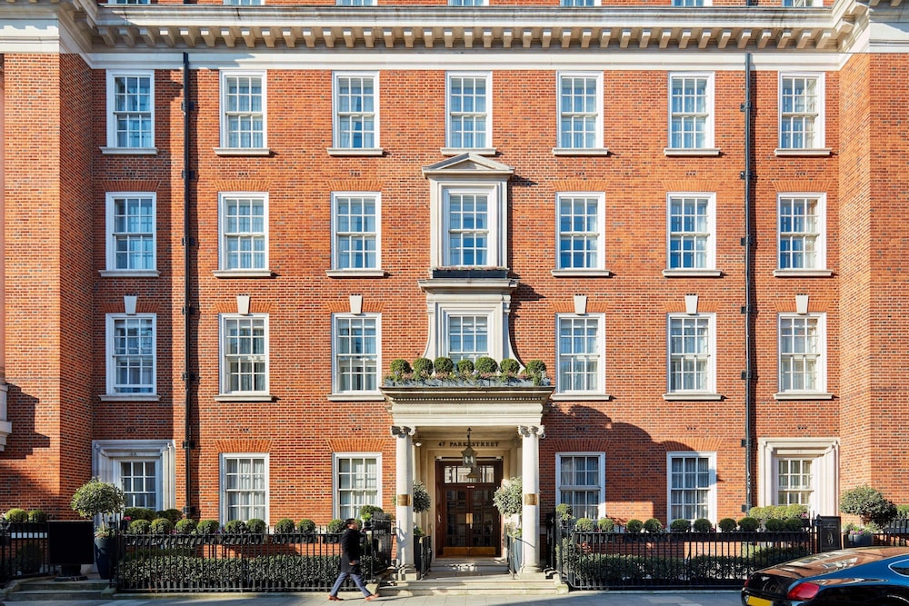 47 Park Street - Grand Residences by Marriott