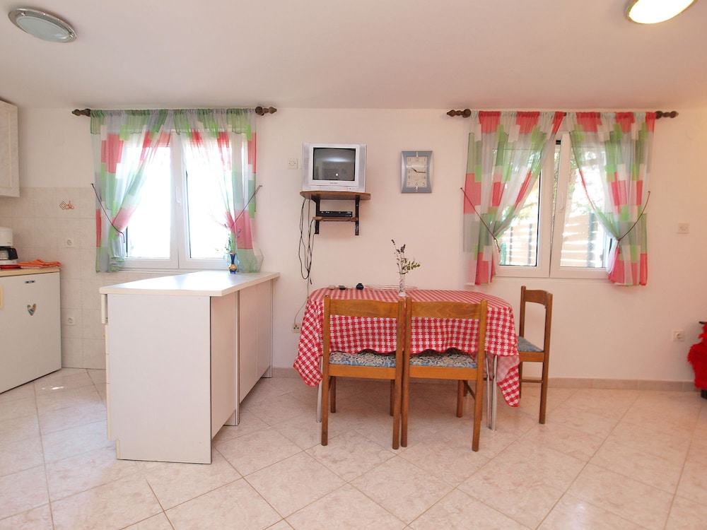 Apartments Vladislava 906
