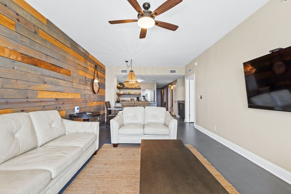 Calypso Beach Resort by Panhandle Getaways