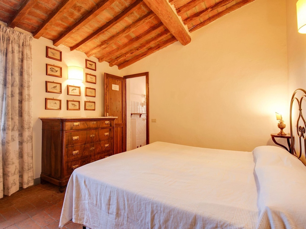 An Authentic Tuscan Stay view 4