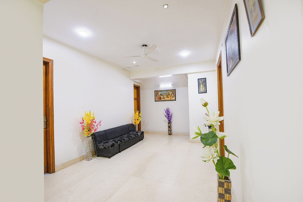 Fabhotel Akashneem