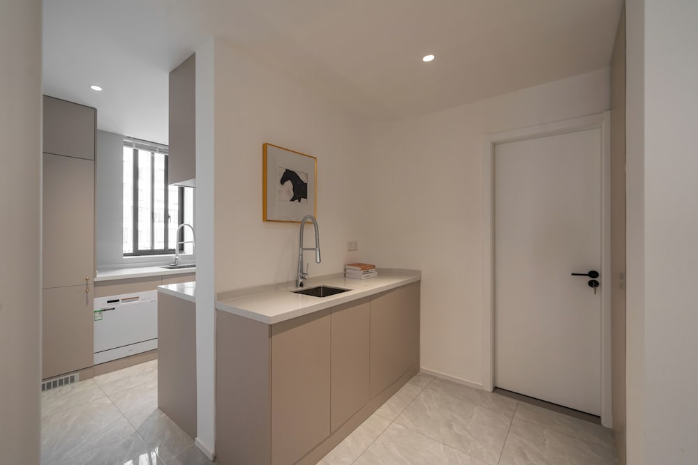 Book and Bed - Xujiahui