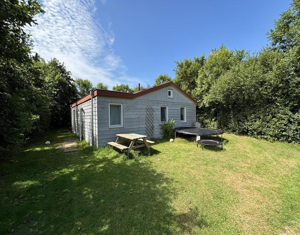 Renovated Bungalow With Garden for Families