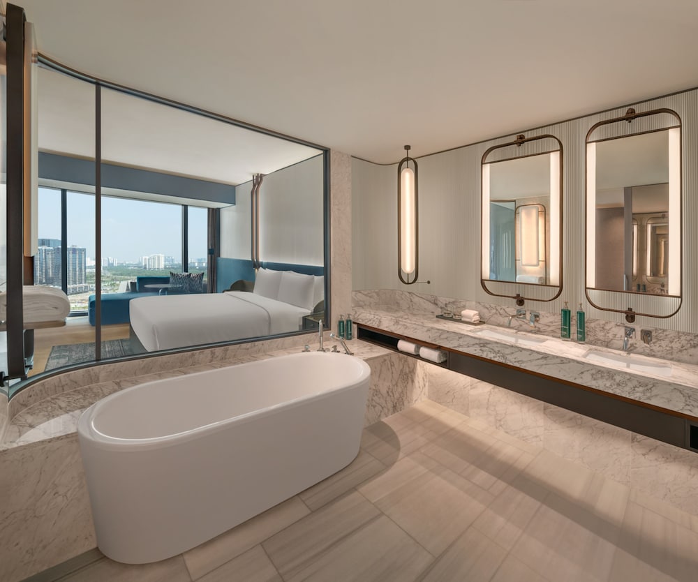 Hilton Saigon 26